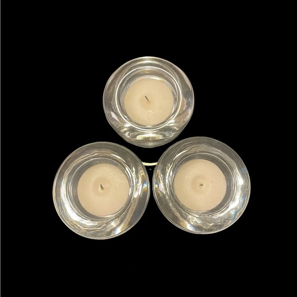 Glass candle holder